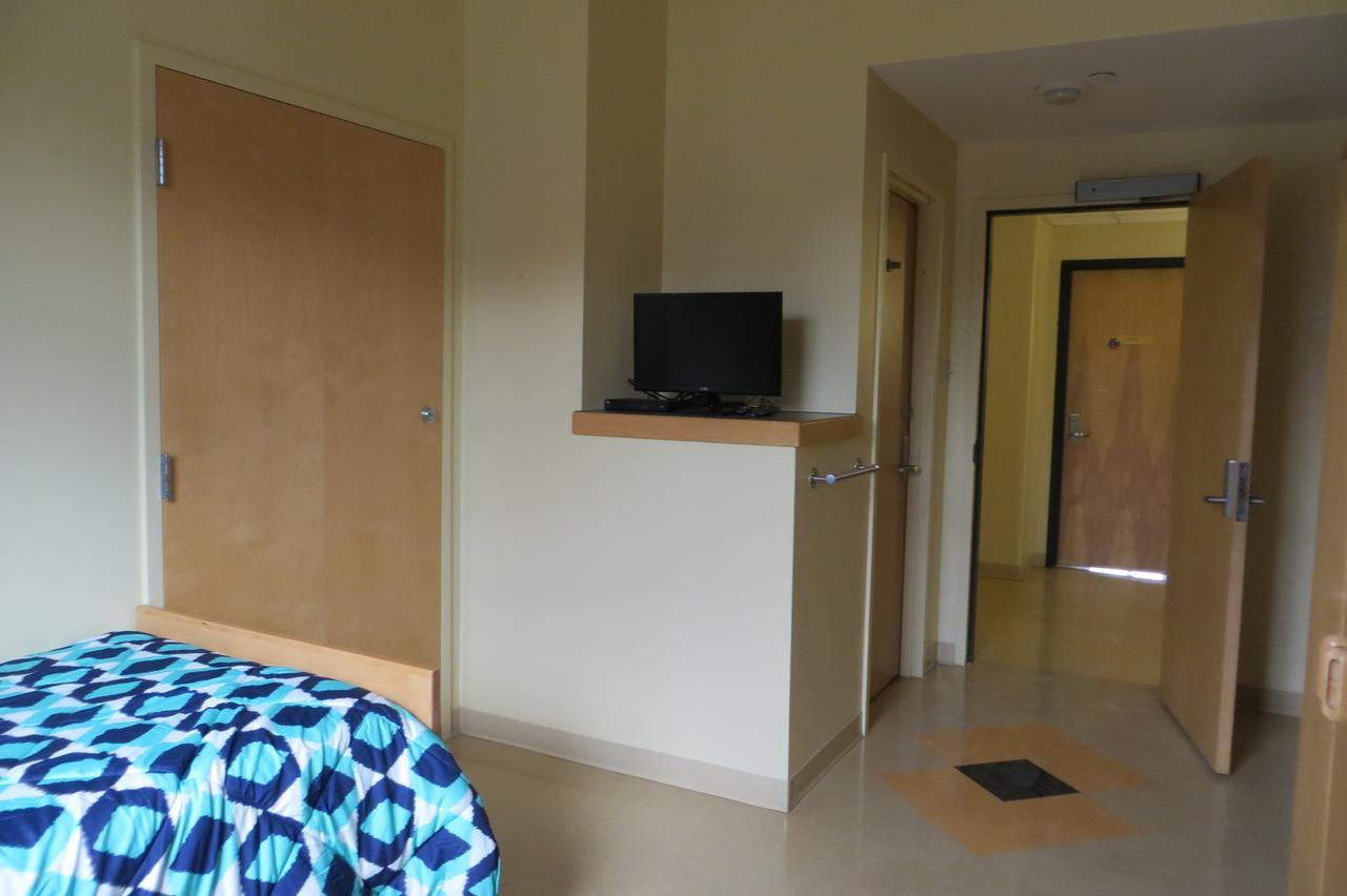 Mount Allison Summer Accommodations Sackville Bagian luar foto